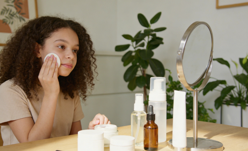 The Application of AmpliPQ-CF Preservation System in Cosmetics